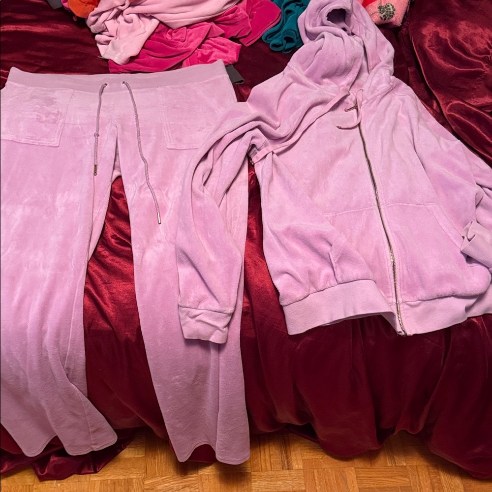 Juicy Couture Lilac Velour tracksuit with SnapBack pockets